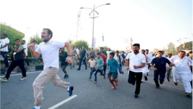 Rahul Gandhi running in India Jodo Yatra
