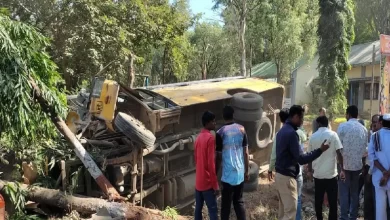 Trimbakeshwar road accident